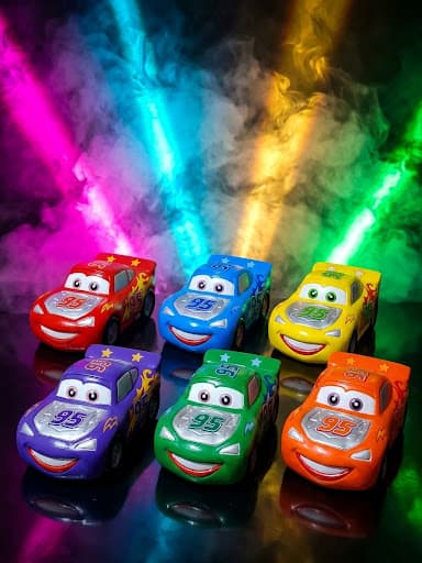 Set de 6 carritos de juguete tipo Rayo McQueen #95